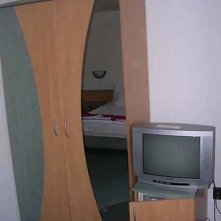 Alpokalja Panzio Etterem