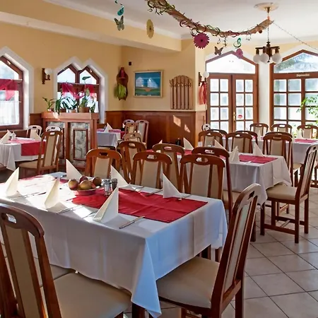 Alpokalja Panzio Etterem Bed & Breakfast Koszeg