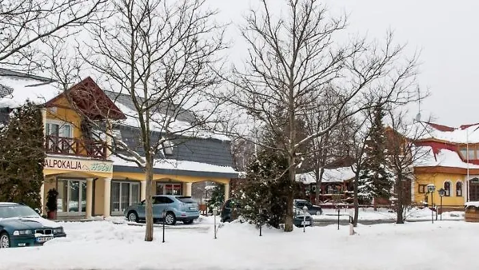 Alpokalja Panzio Etterem לינה וארוחת בוקר 2*